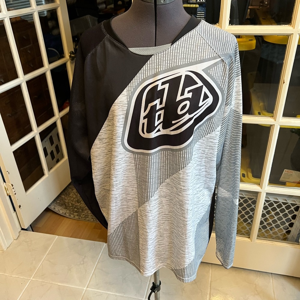 Troy Lee Design long sleeve cycling jersey size XL